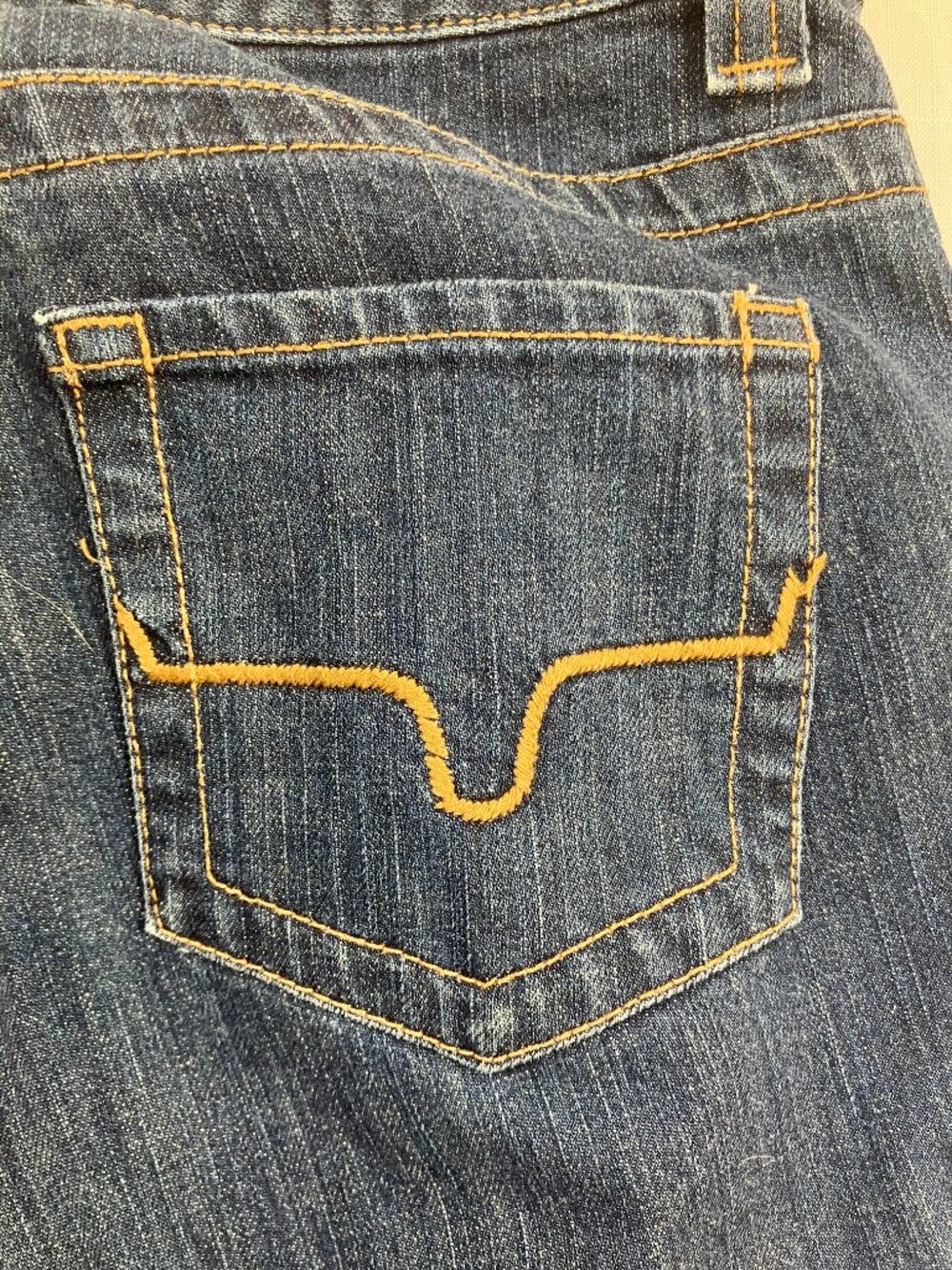 LIKE NEW Kimes Ranch Betty Jeans, Size Women's 6 X 36 - Picture 3 of 15